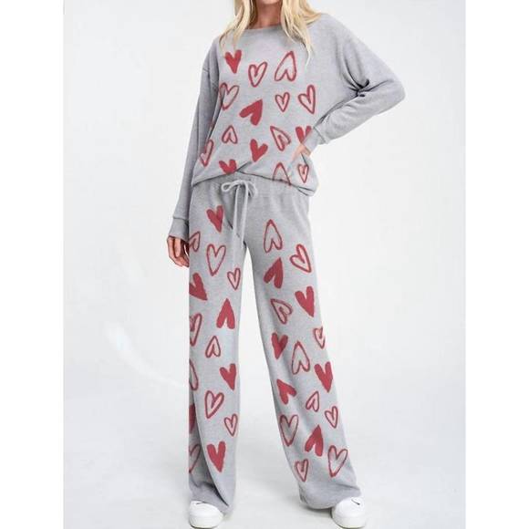 PHIL LOVE Other - NEW PHIL LOVE hearts loungewear set in heather grey